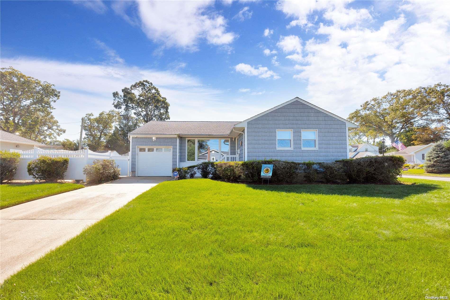 3800 Mill Road, Seaford, NY 11783