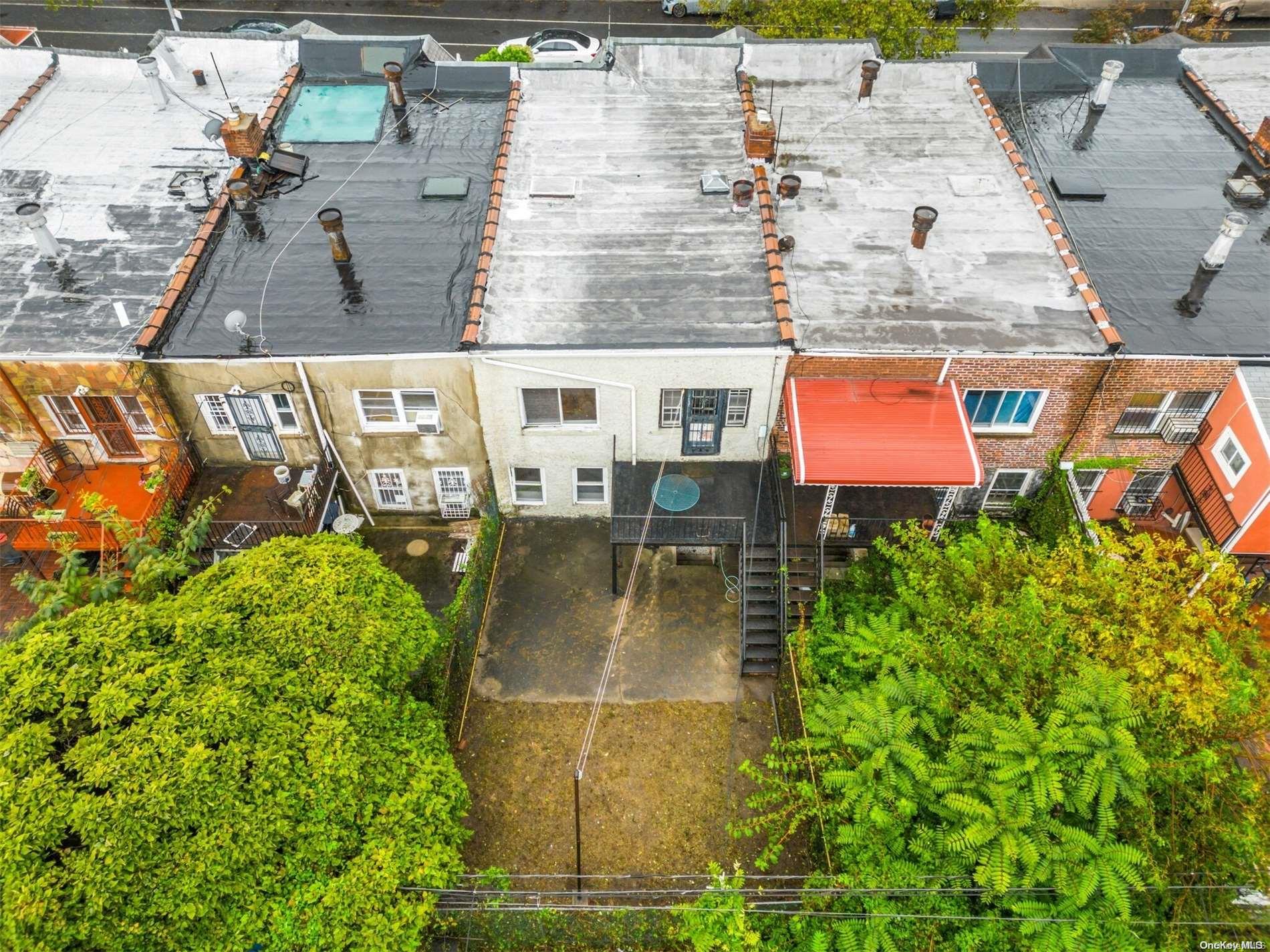 61 E 54th Street, Brooklyn, NY 11203