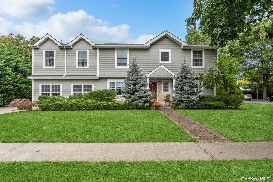 95 Amherst Street, Garden City, NY 11530