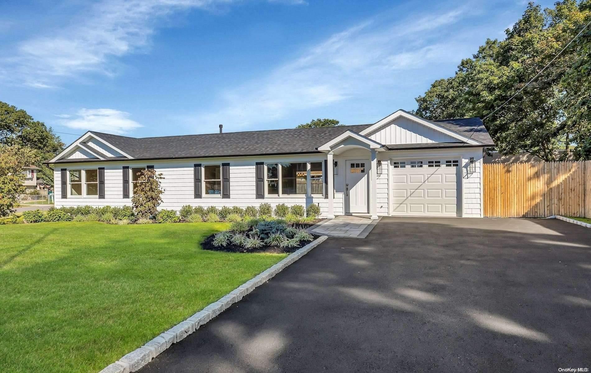 581 Bellmore Avenue, West Islip, NY 11795