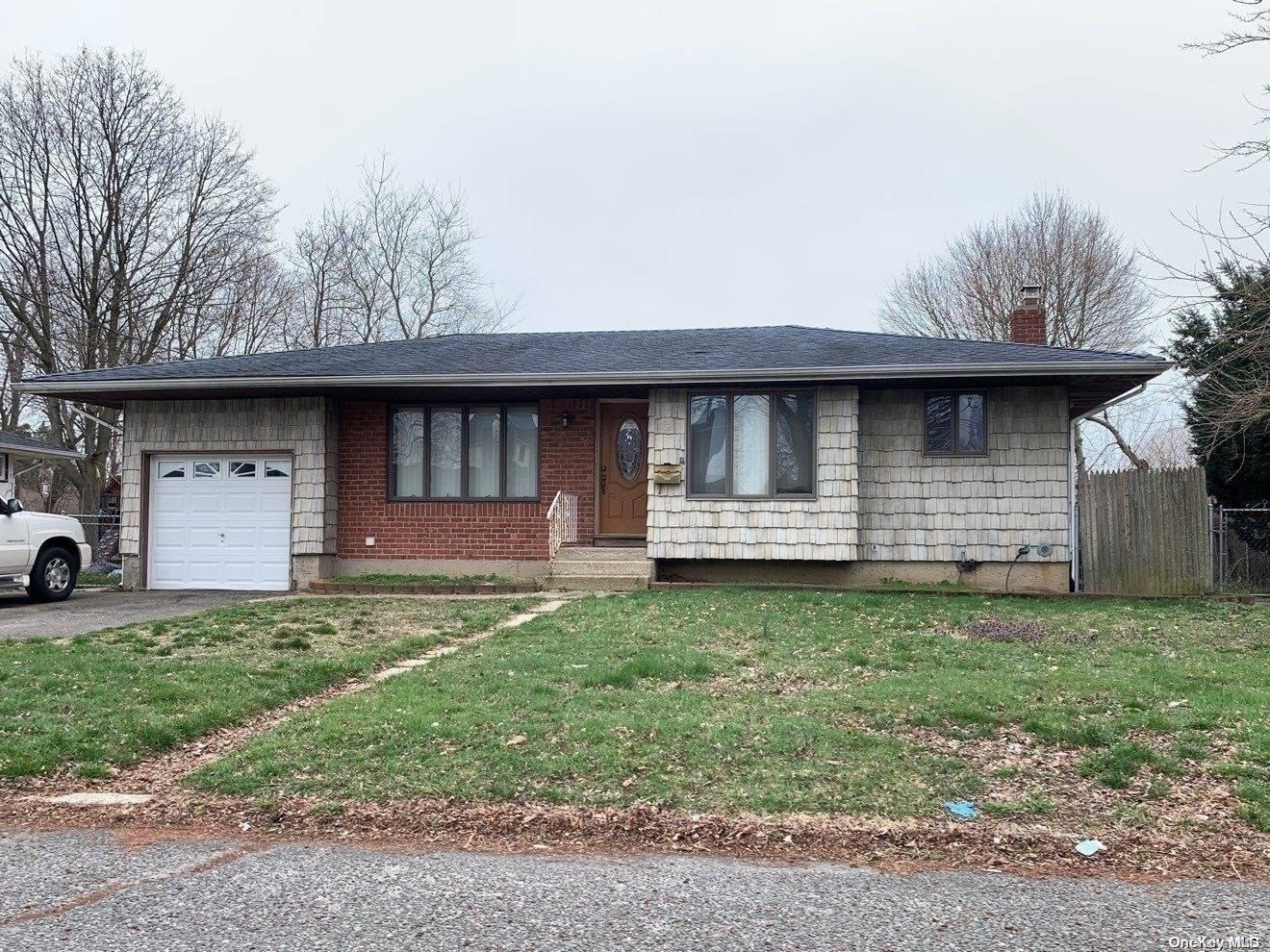 172 Floyd Street, Brentwood, NY 11717