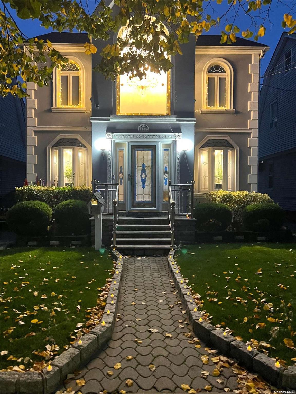 89-12 205th Street, Hollis, NY 11423