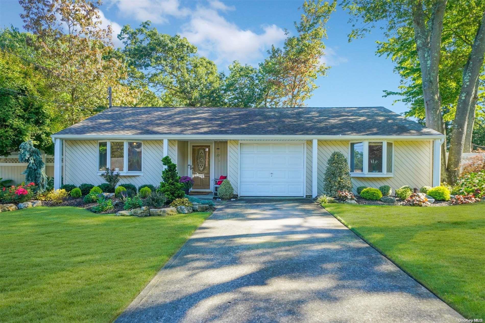 49 Holiday Park Drive, Centereach, NY 11720