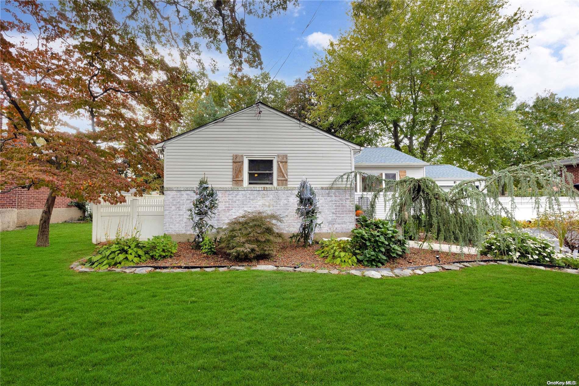 705 5th Avenue, East Northport, NY 11731