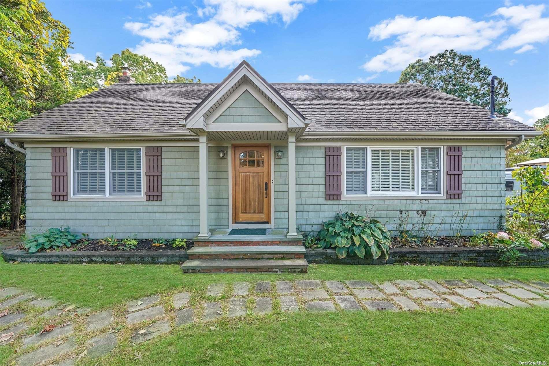 14 Clover Avenue, Farmingville, NY 11738