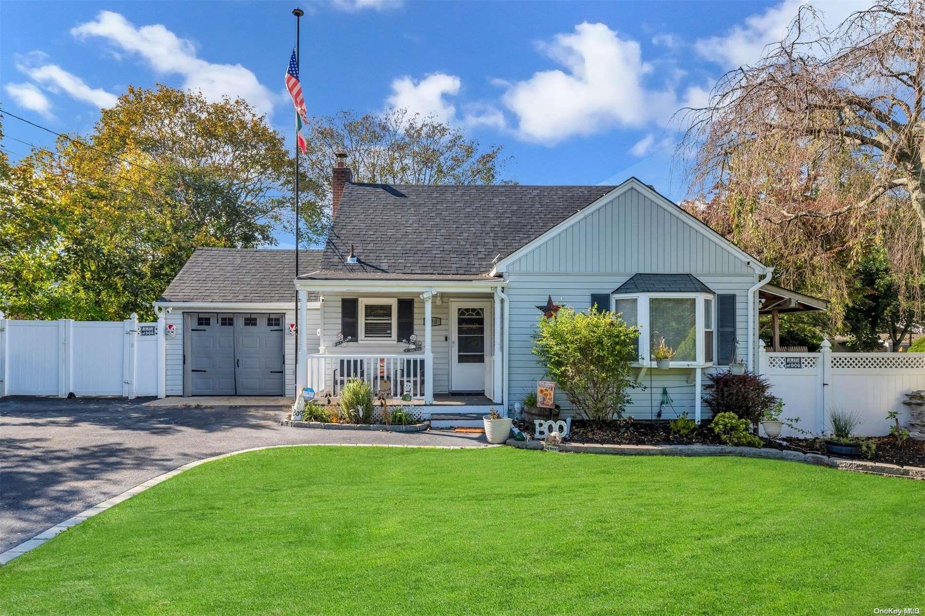 430 Americus Avenue, East Patchogue, NY 11772