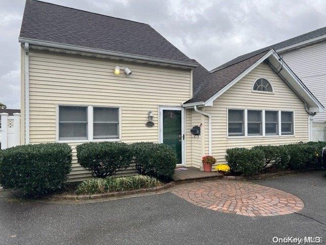 152 Jerusalem Avenue, Massapequa, NY 11758