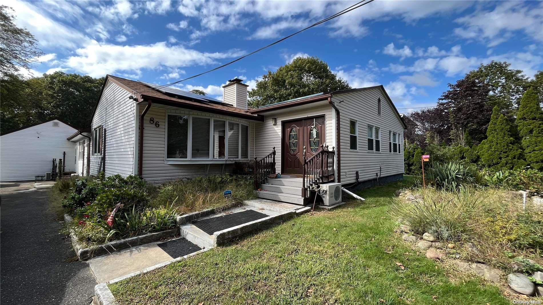 86 Hedges Avenue, East Patchogue, NY 11772