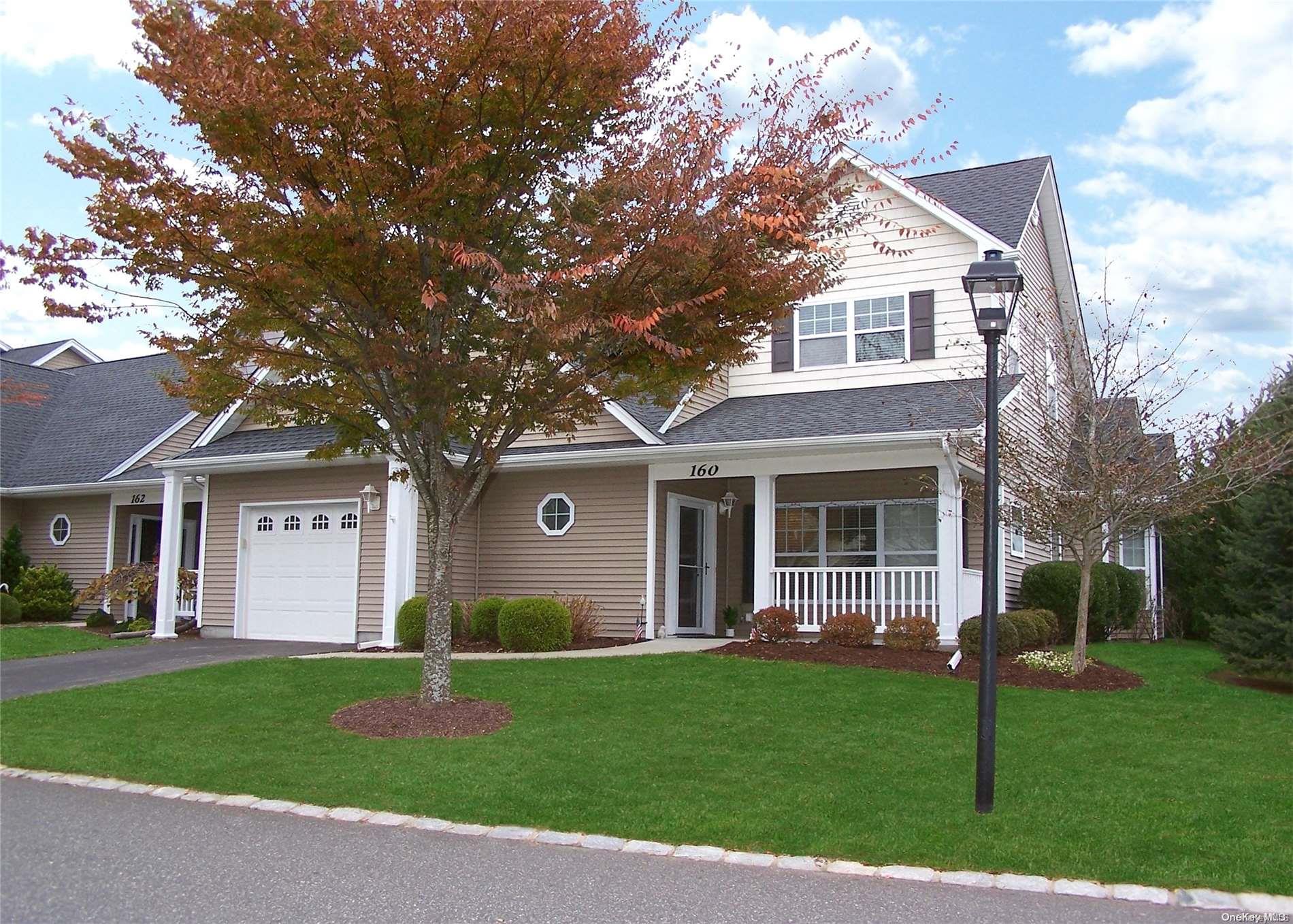 160 Stoneleigh Drive # 160, Riverhead, NY 11901