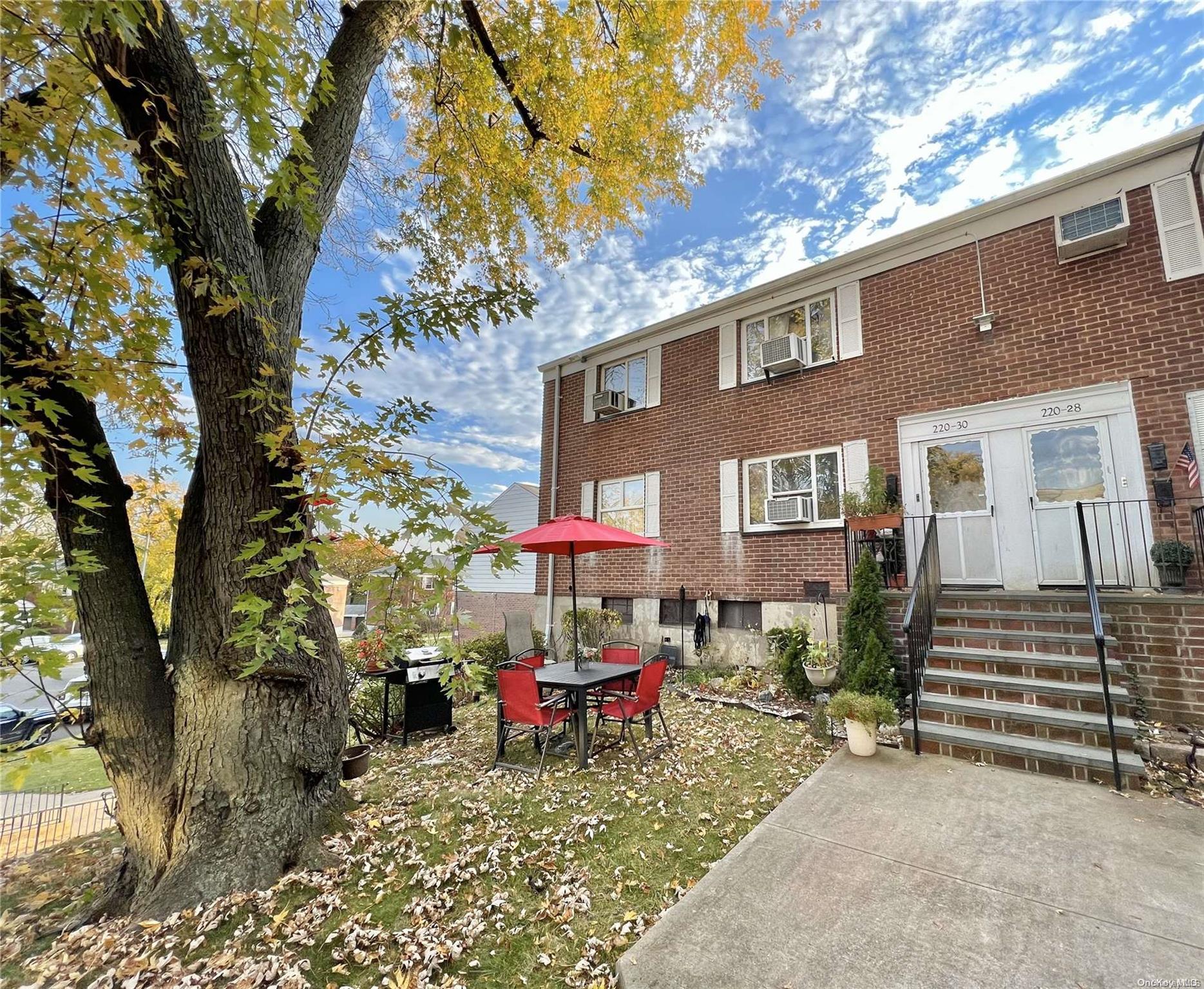 220-30 Stronghurst Avenue # Upper, Queens Village, NY 11427