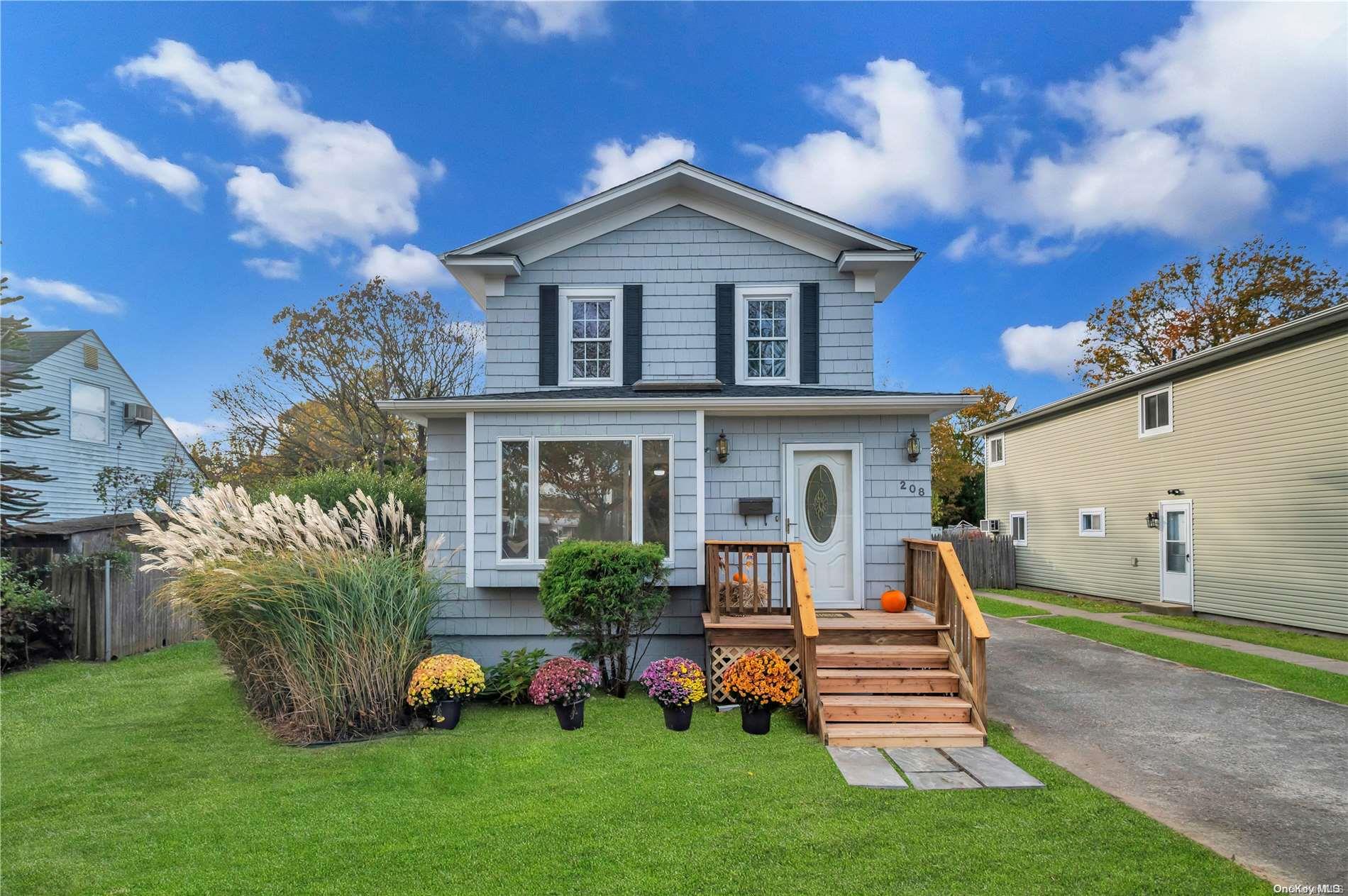 208 Jayne Avenue, Patchogue, NY 11772