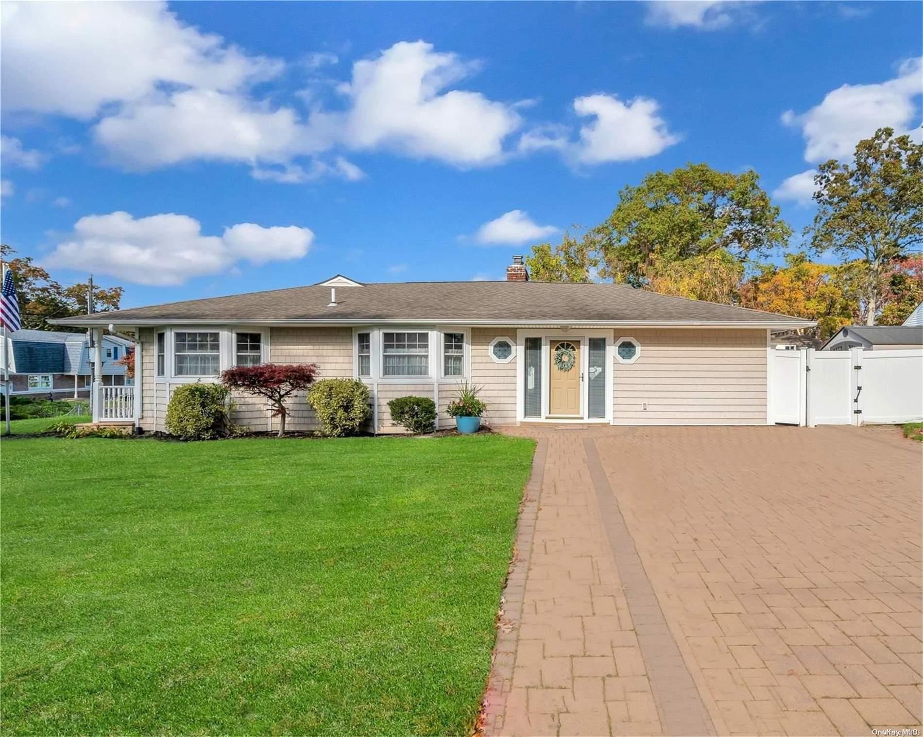 239 Port Avenue, Ronkonkoma, NY 11779