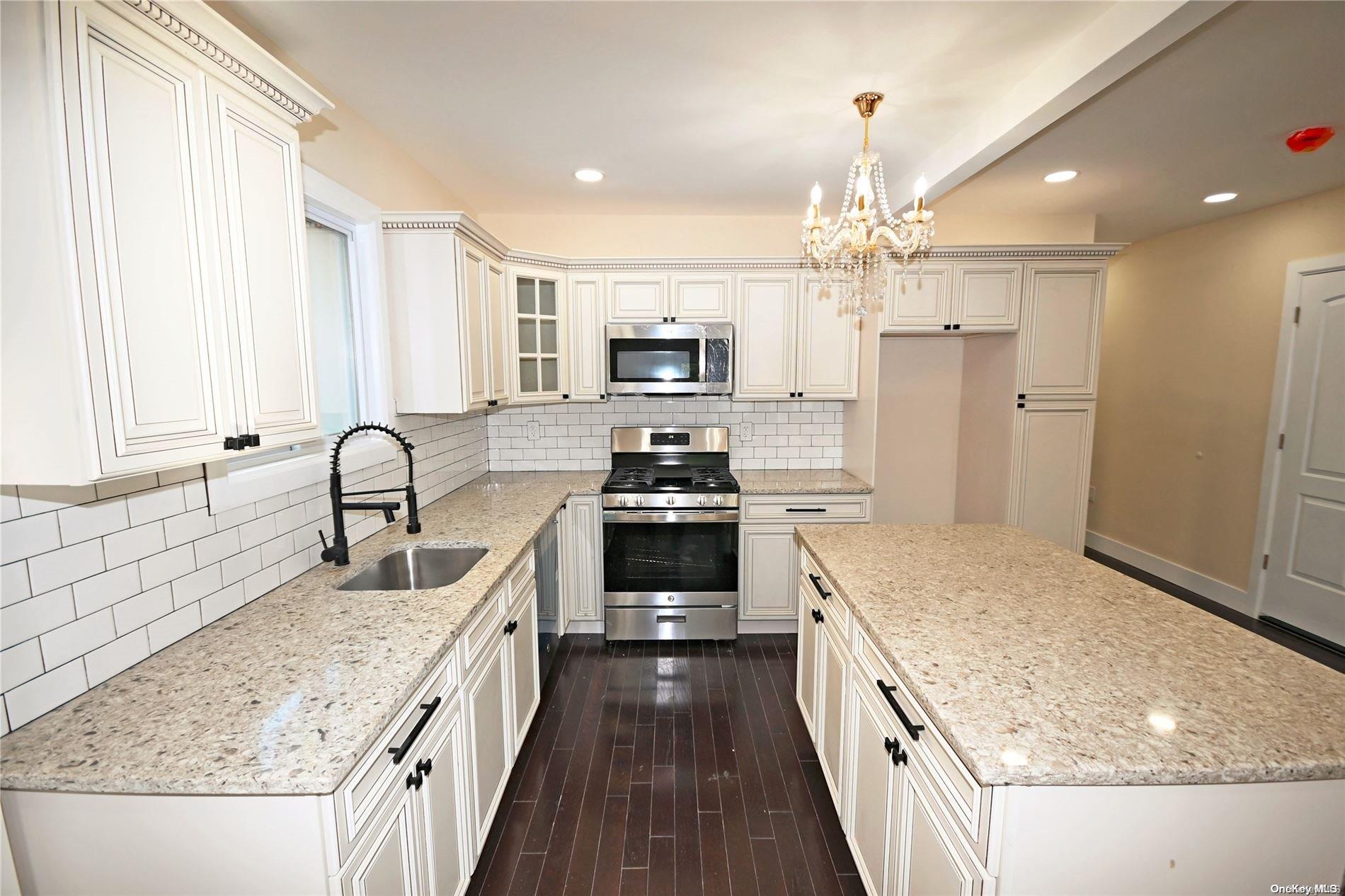 112-29 180th Street, Addisleigh Park, NY 11433