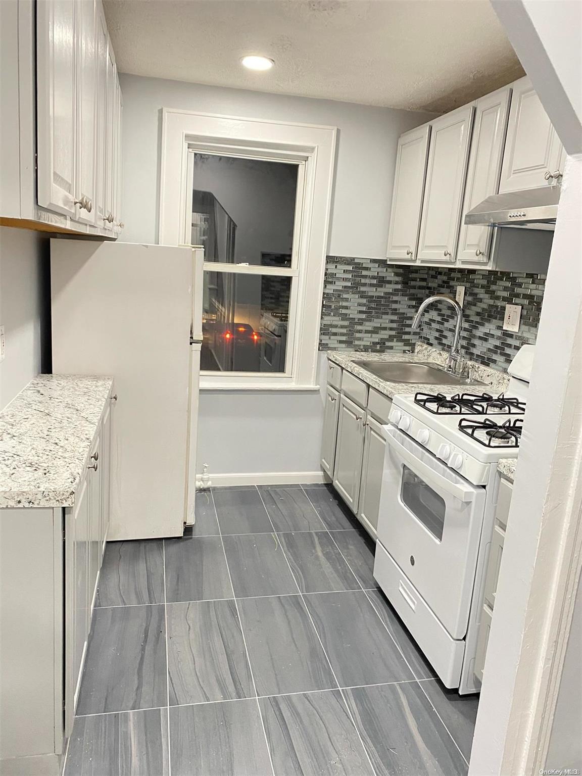 61 Harvard Street, Williston Park, NY 11596