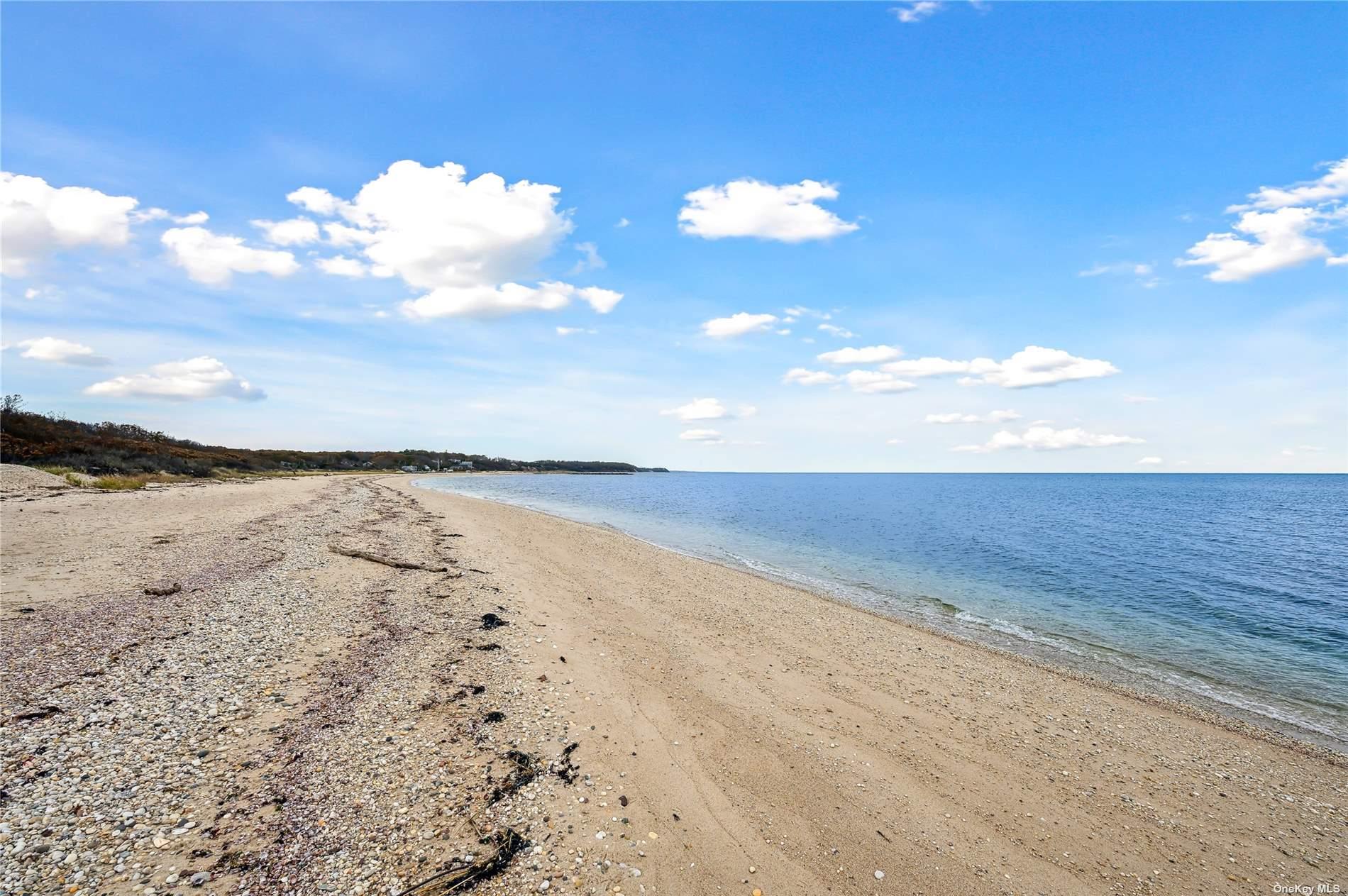 400 Diamond Lane, Peconic, NY 11958