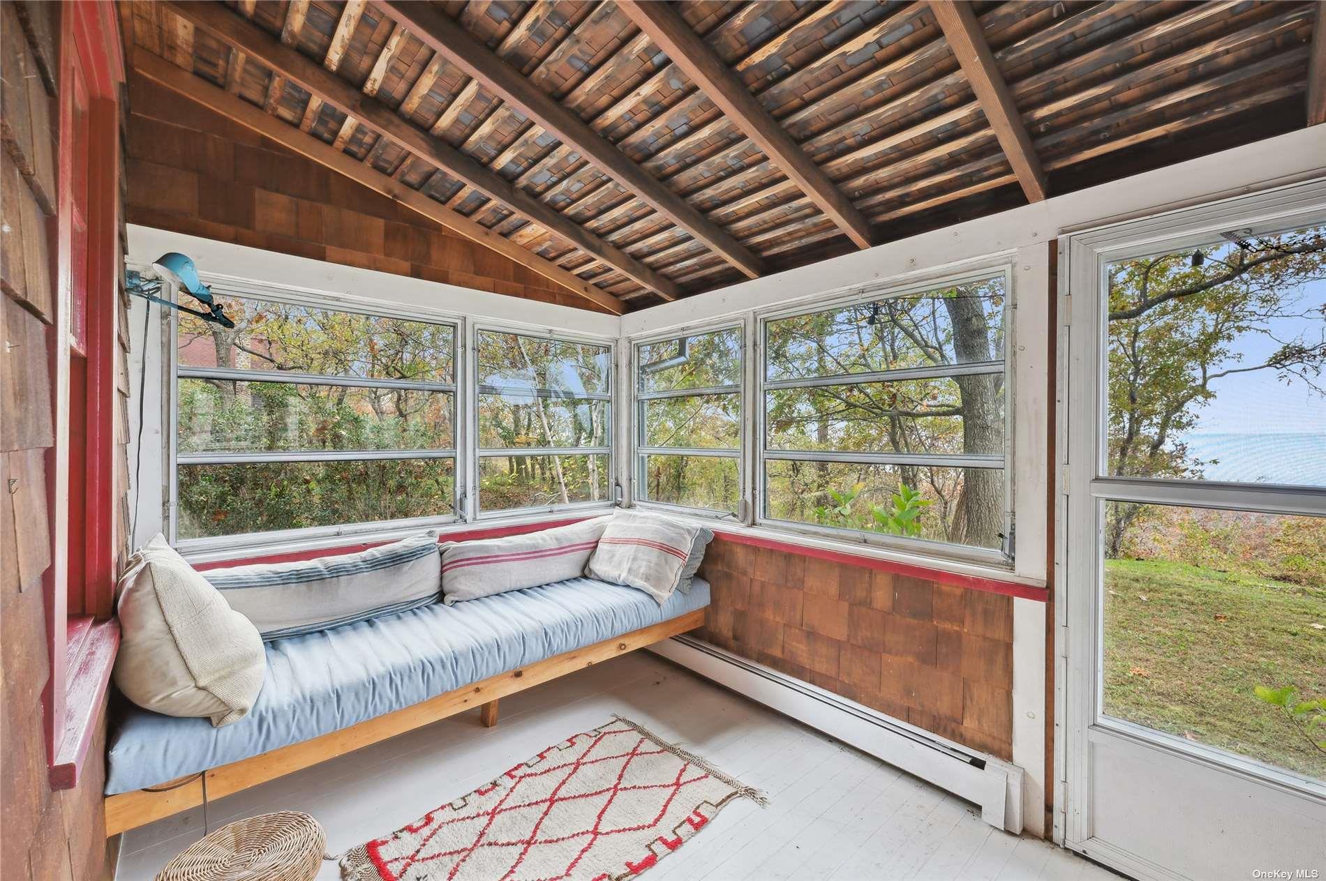 400 Diamond Lane, Peconic, NY 11958