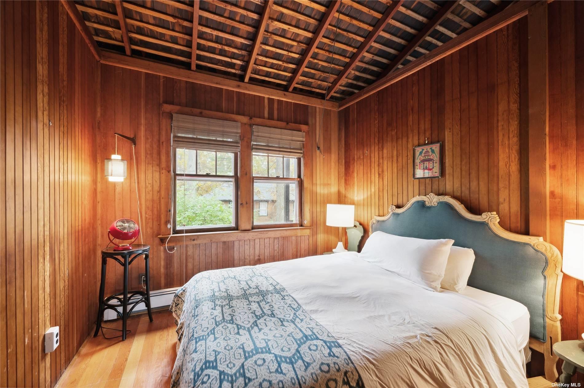 400 Diamond Lane, Peconic, NY 11958