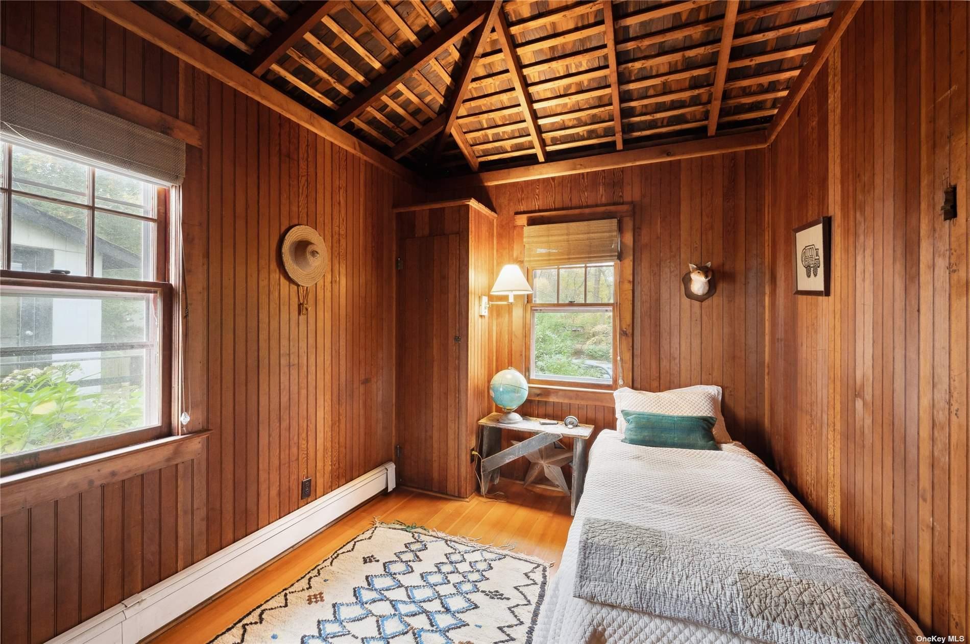 400 Diamond Lane, Peconic, NY 11958