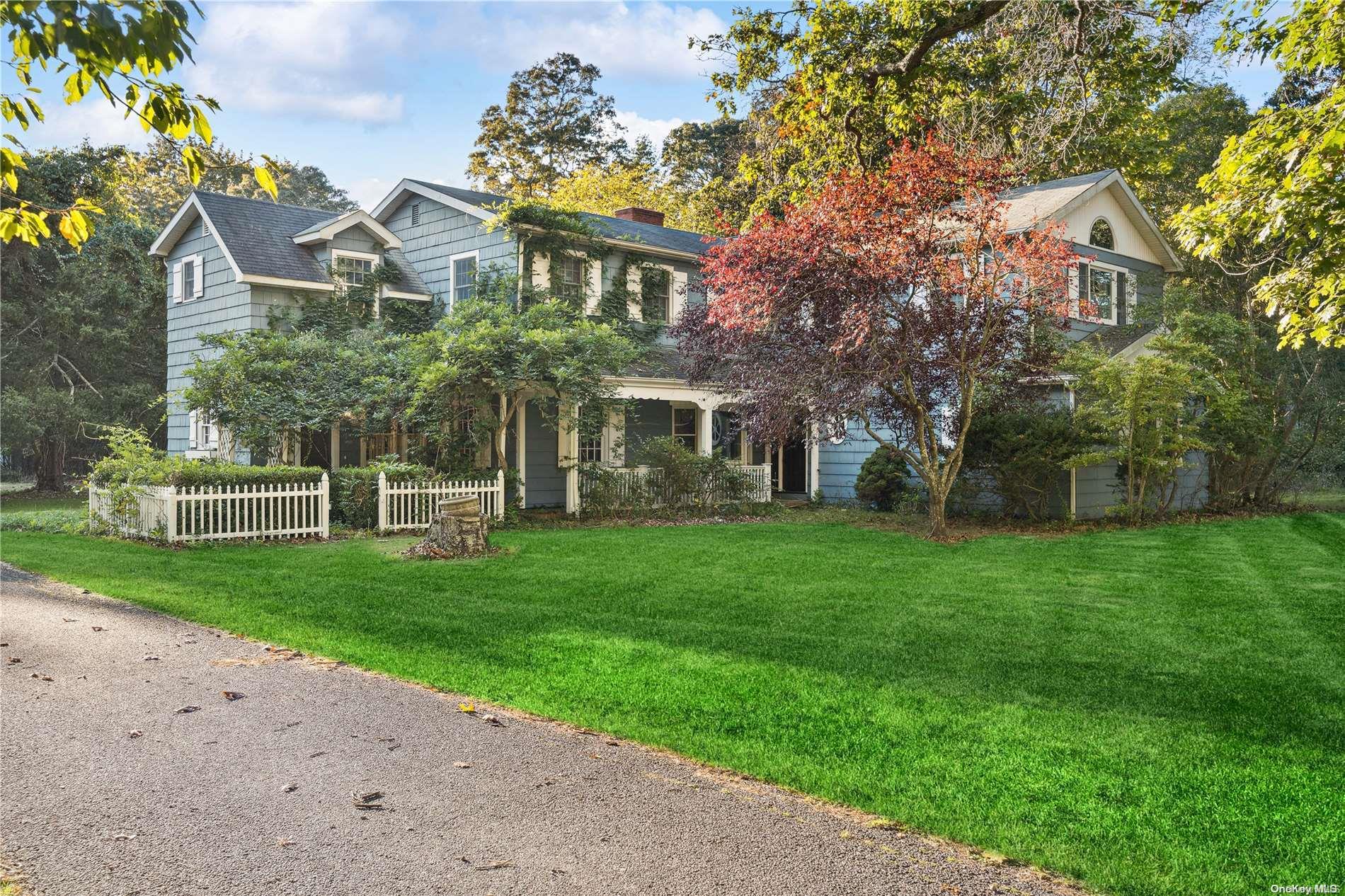 10 Old Barto Road, Brookhaven, NY 11719