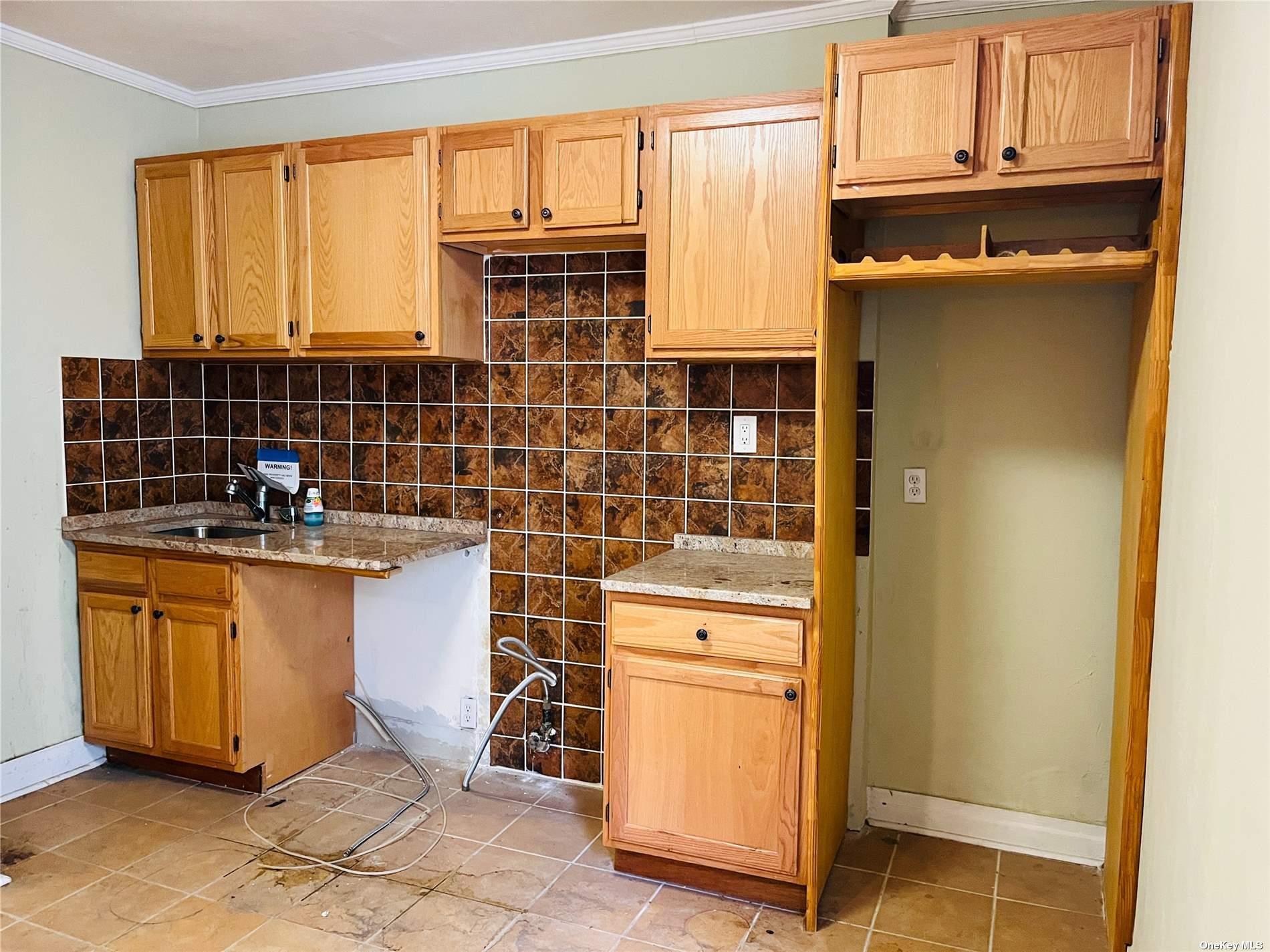 35-45 81 St # C1, Jackson Heights, NY 11372