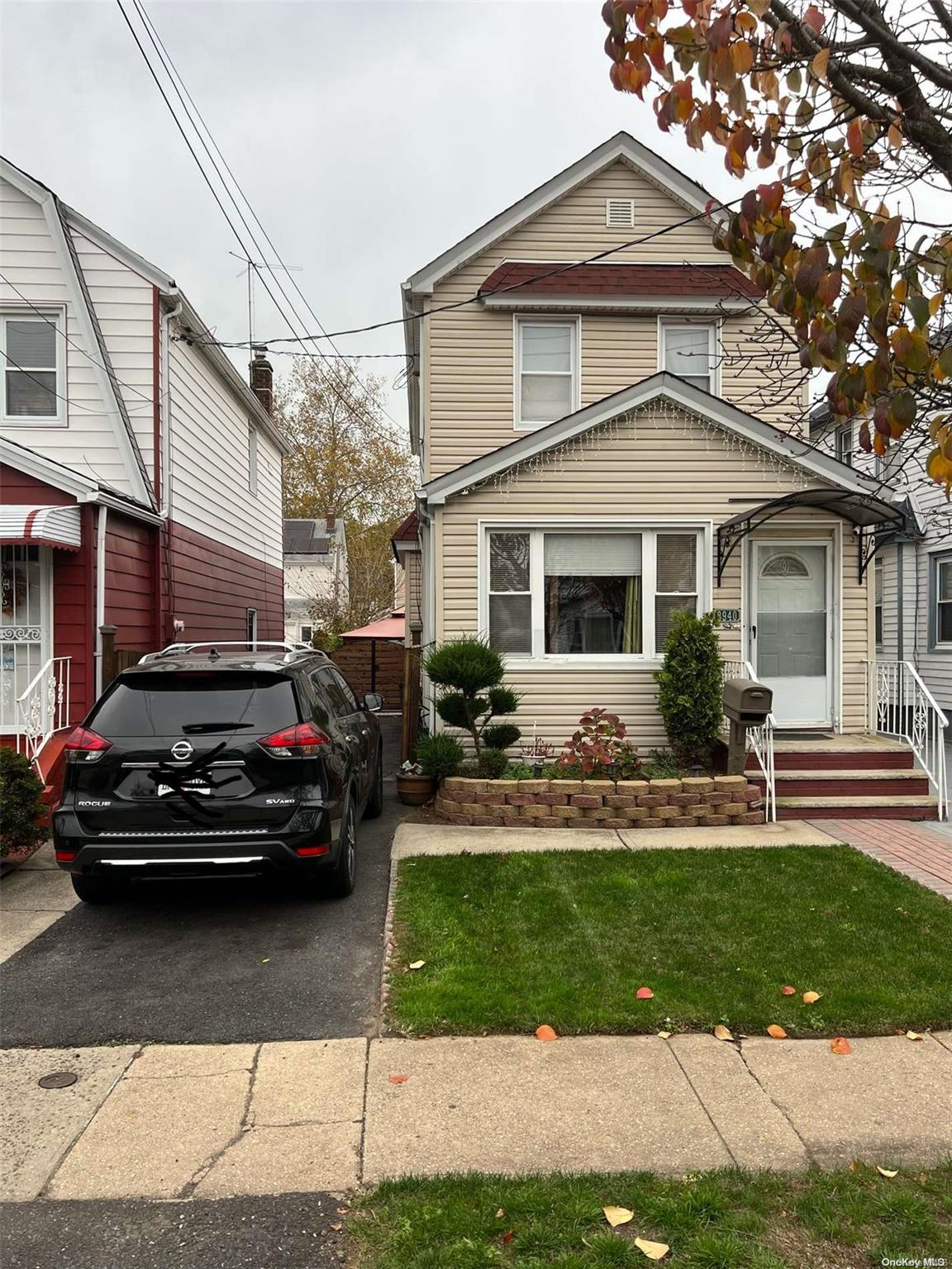 89-40 213th Street, Queens Village, NY 11427