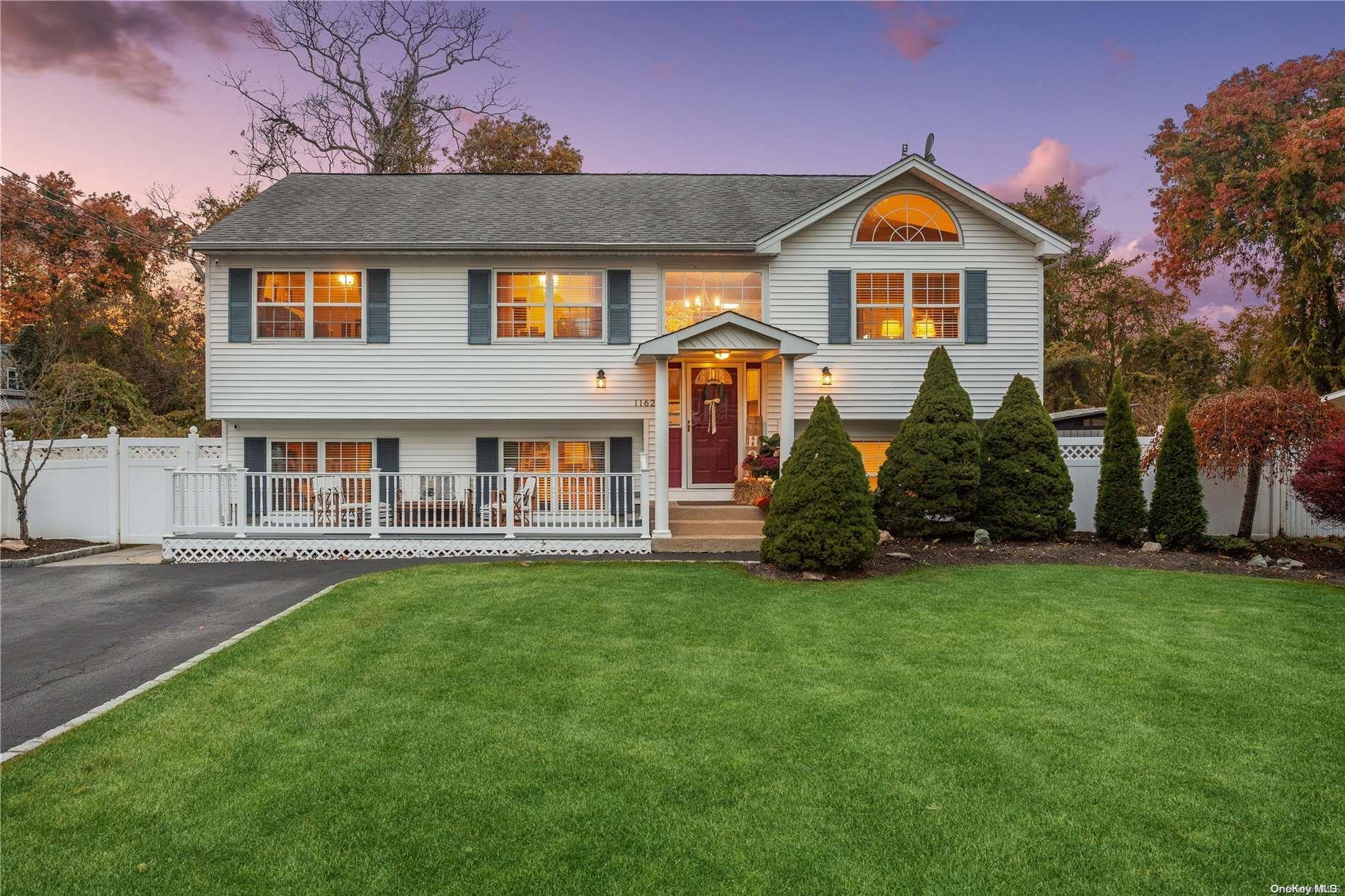 1162 Brookdale Avenue, Bay Shore, NY 11706