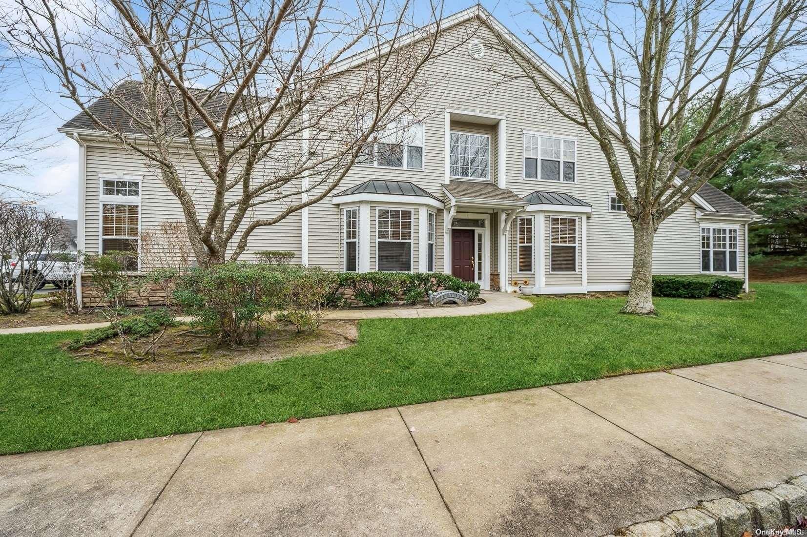 180 Melody Court # 180, Eastport, NY 11941