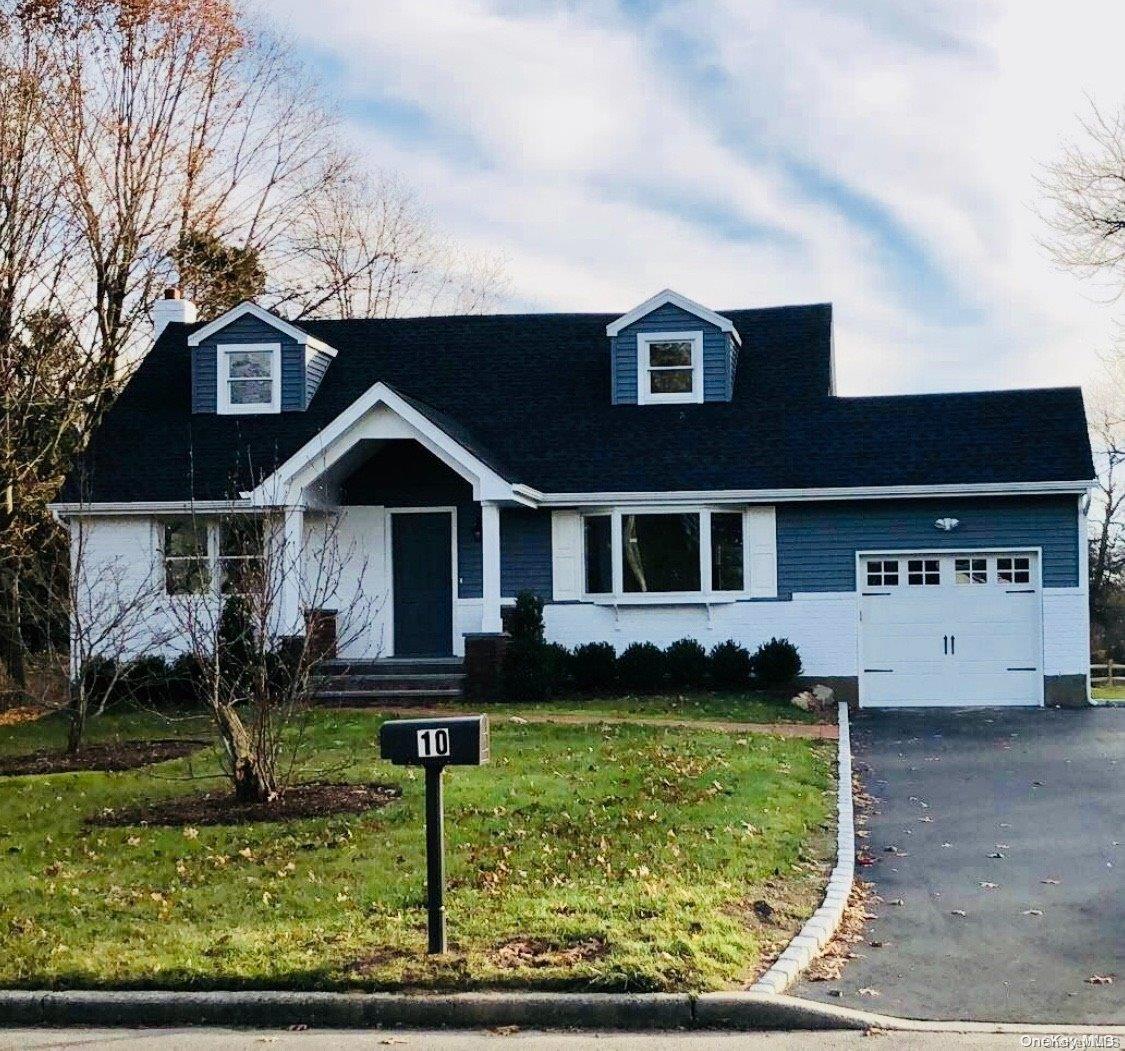 10 Burr Road, East Northport, NY 11731