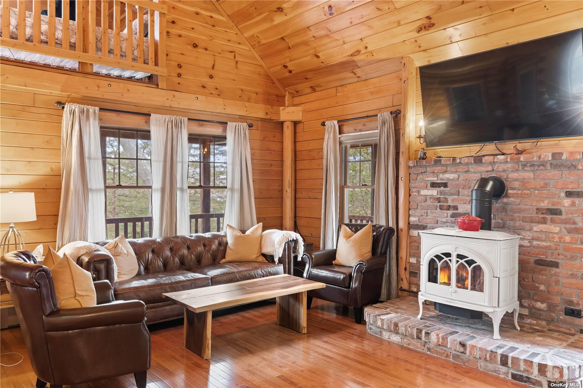 380 Private Road, Southold, NY 11971