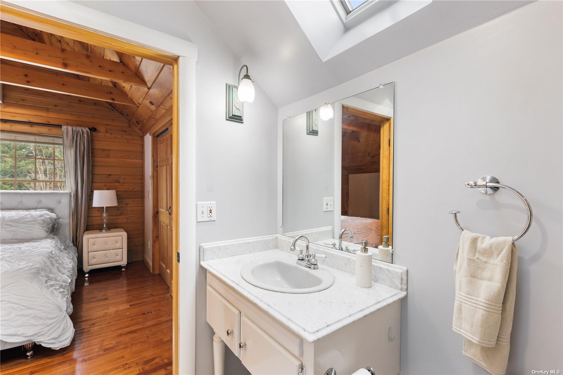 380 Private Road, Southold, NY 11971