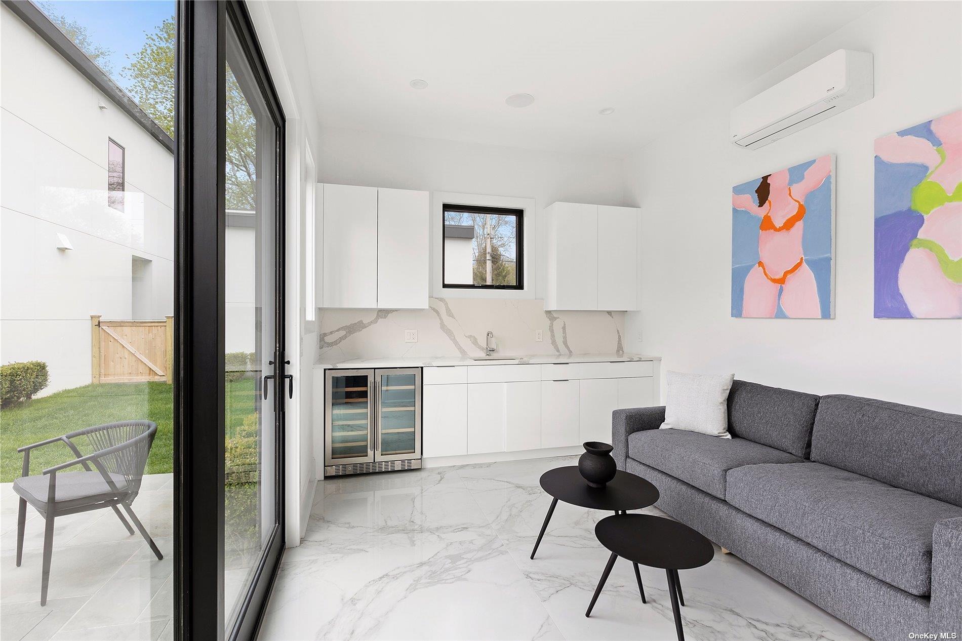 38 Sherrill, East Hampton, NY 11937