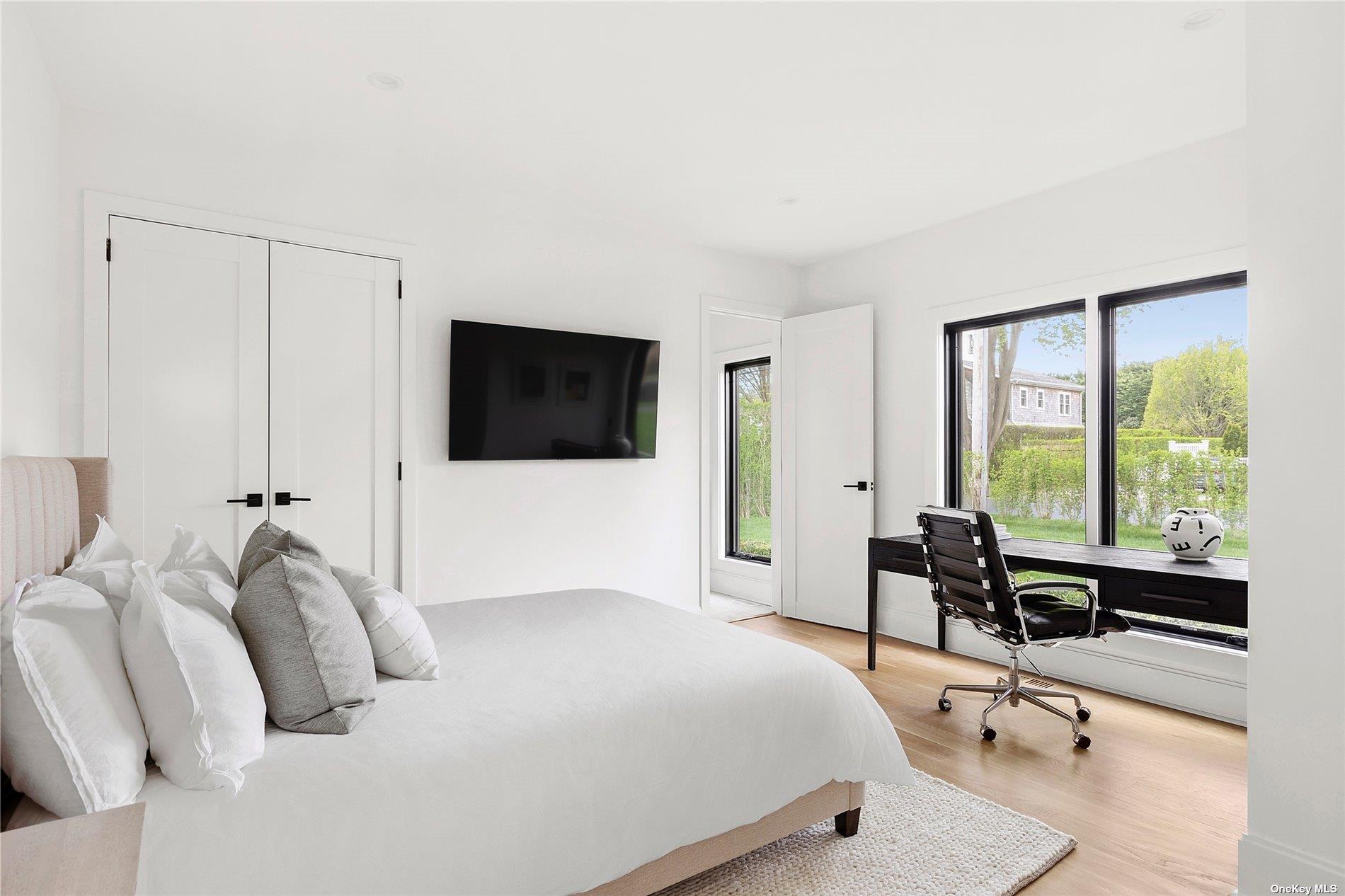 38 Sherrill, East Hampton, NY 11937