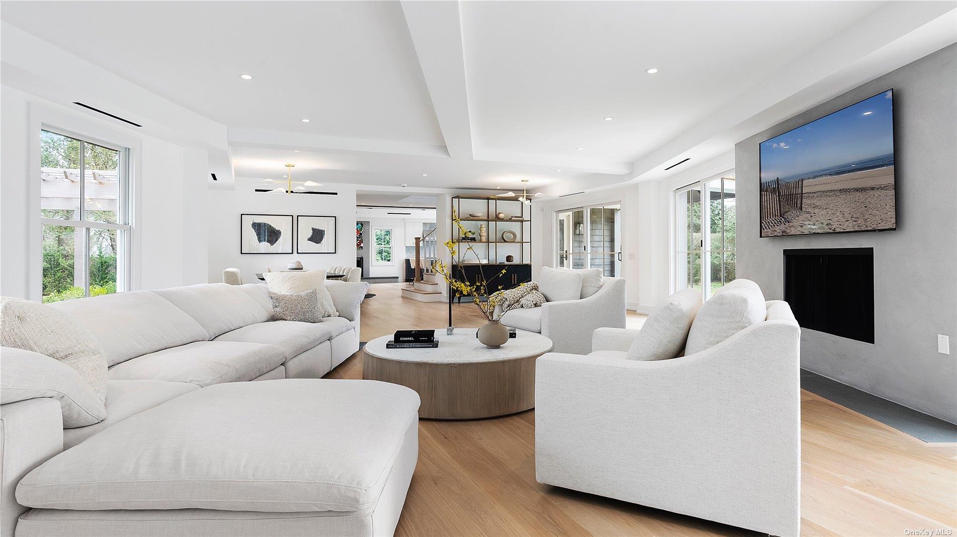 81 Skimhampton, East Hampton, NY 11937