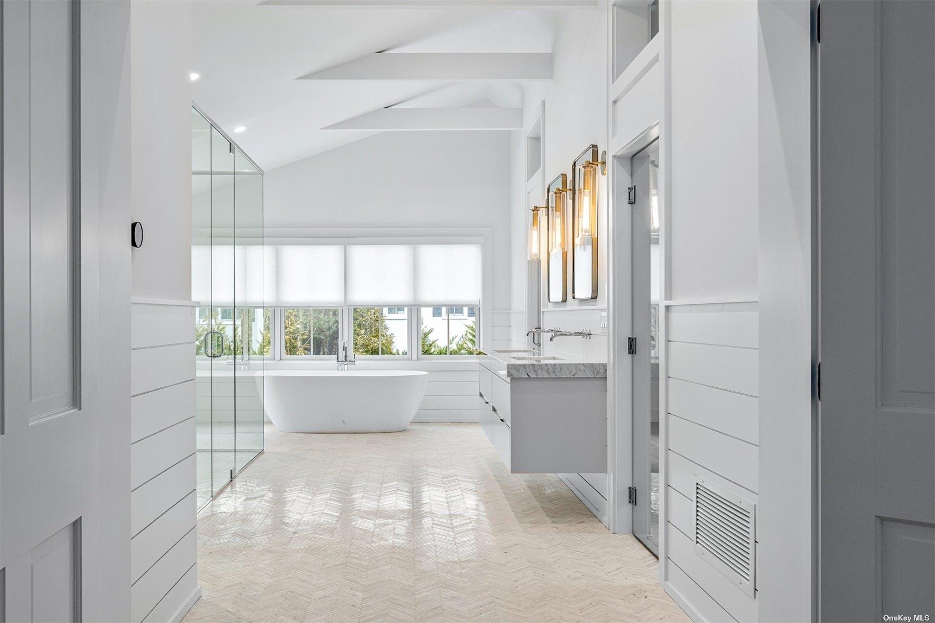 81 Skimhampton, East Hampton, NY 11937