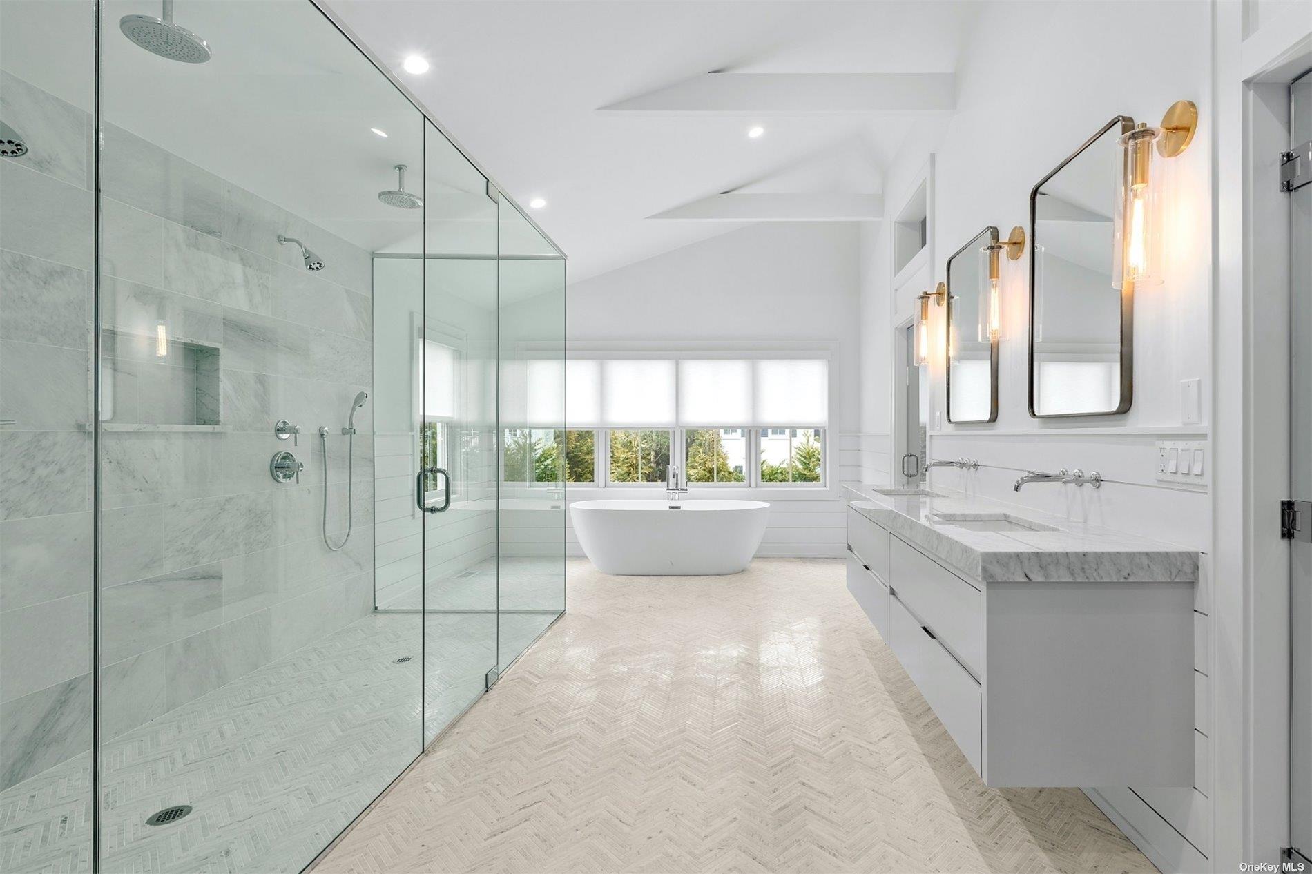 81 Skimhampton, East Hampton, NY 11937