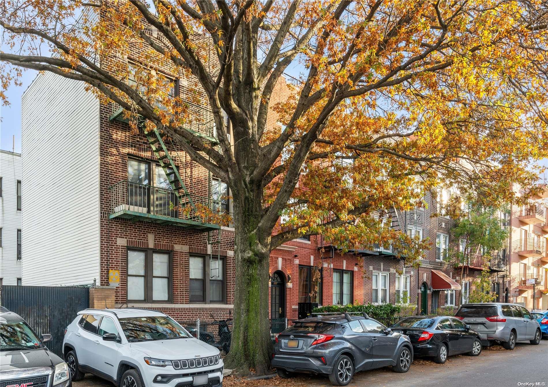 25-09 34th Street, Astoria, NY 11103