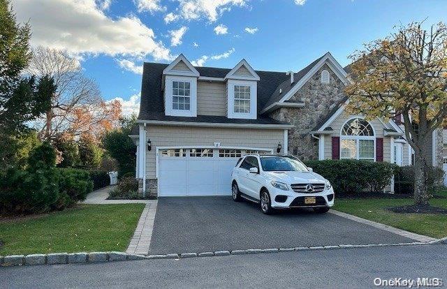 8 Cheshire Court # 8, Bayport, NY 11705