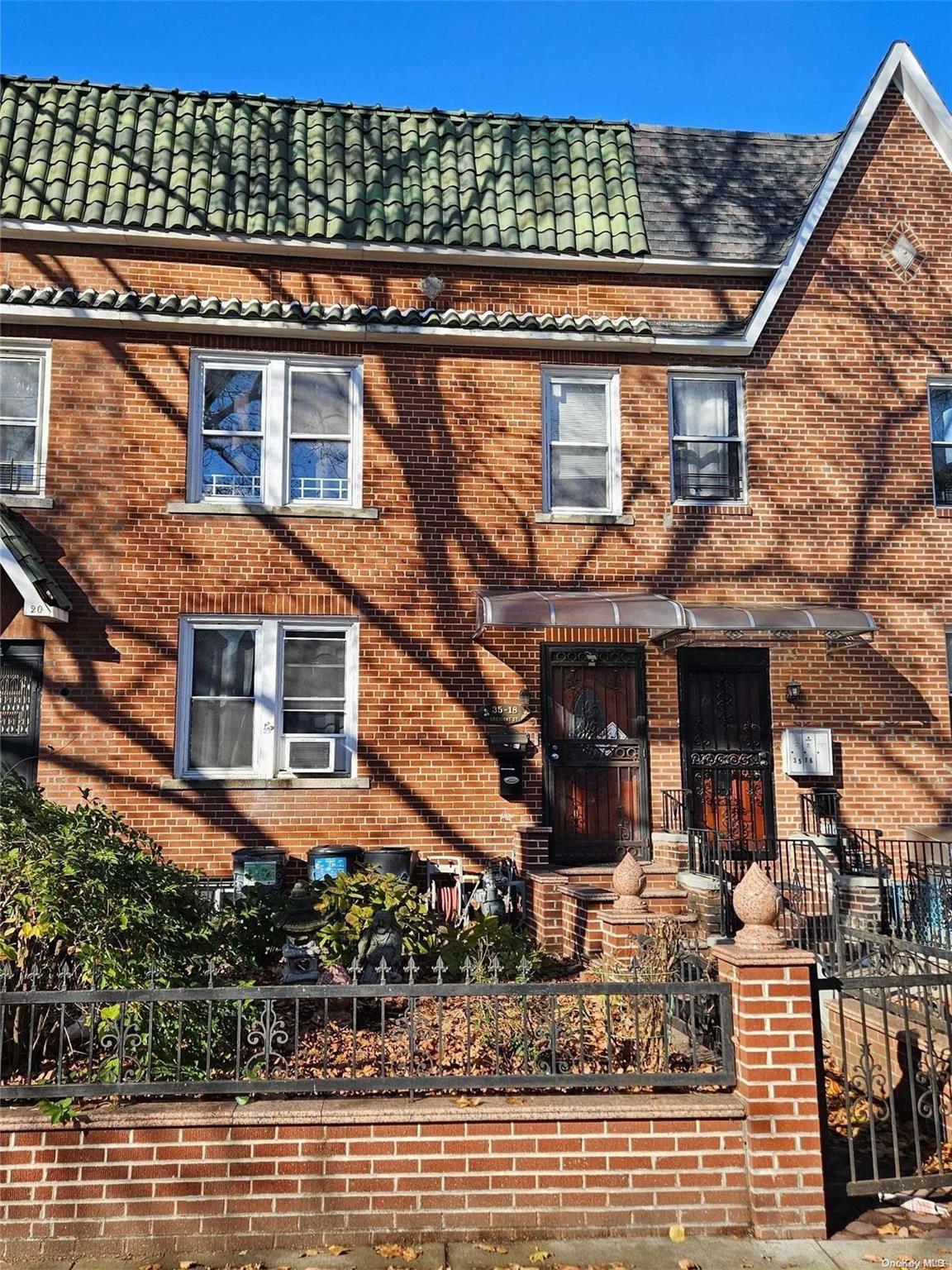 35-18 Crescent Street, Long Island City, NY 11106