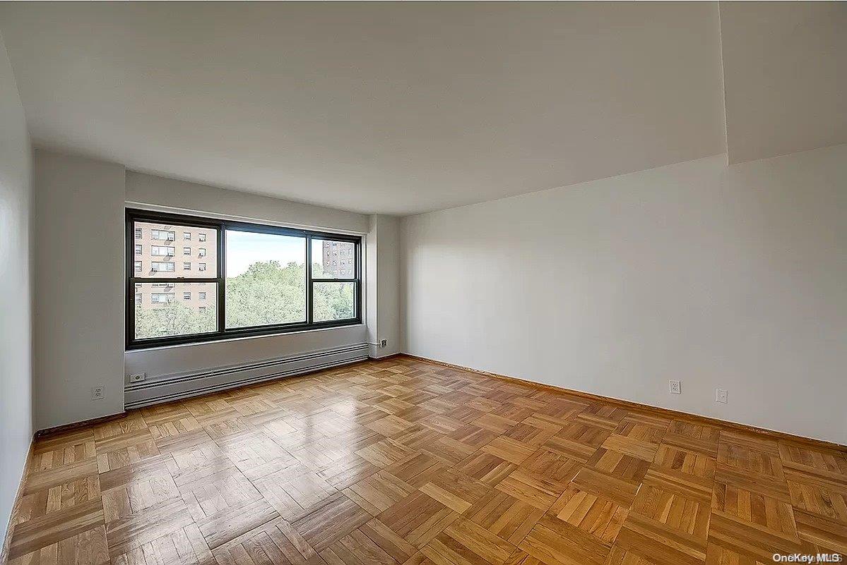 21-66 33rd Road # 8A, Astoria, NY 11106