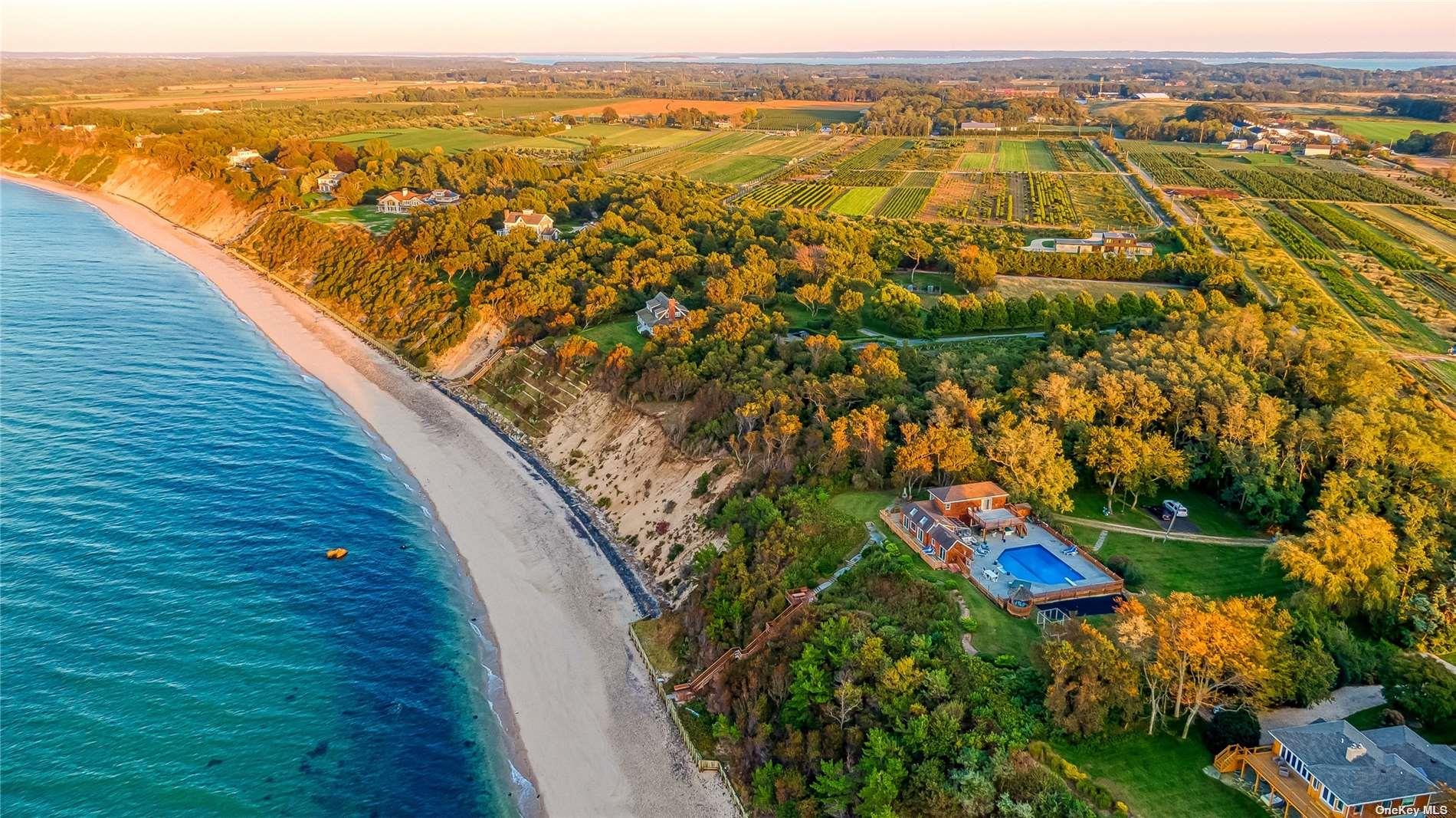 2430 Dignans Road, Cutchogue, NY 11935