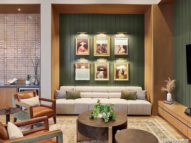 303 Arrowhead Lane, Setauket, NY 11733