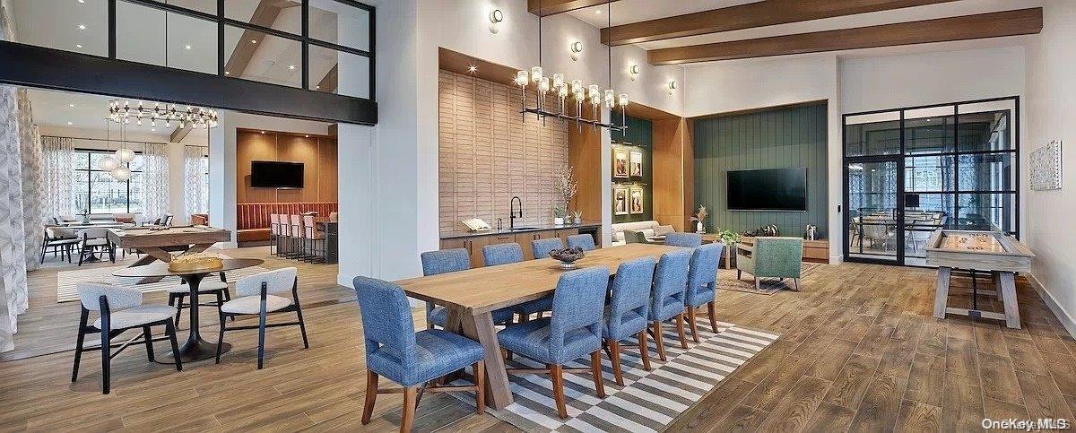 303 Arrowhead Lane, Setauket, NY 11733