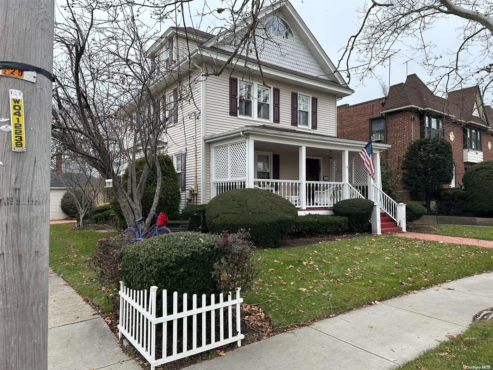 183 Roslyn Road # 1, Mineola, NY 11501