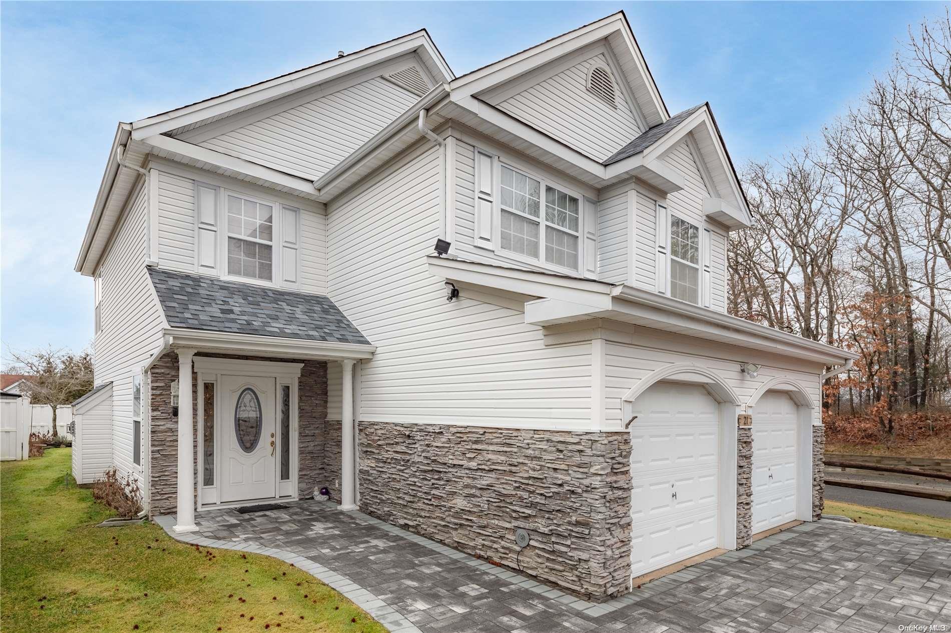 21 Ariel Drive # -, Middle Island, NY 11953