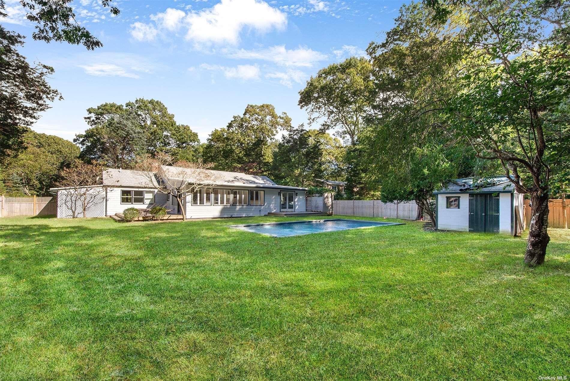 94 Pembroke Drive, East Hampton, NY 11937