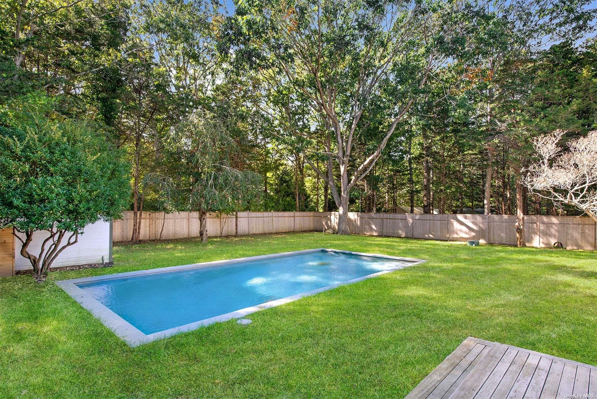 94 Pembroke Drive, East Hampton, NY 11937