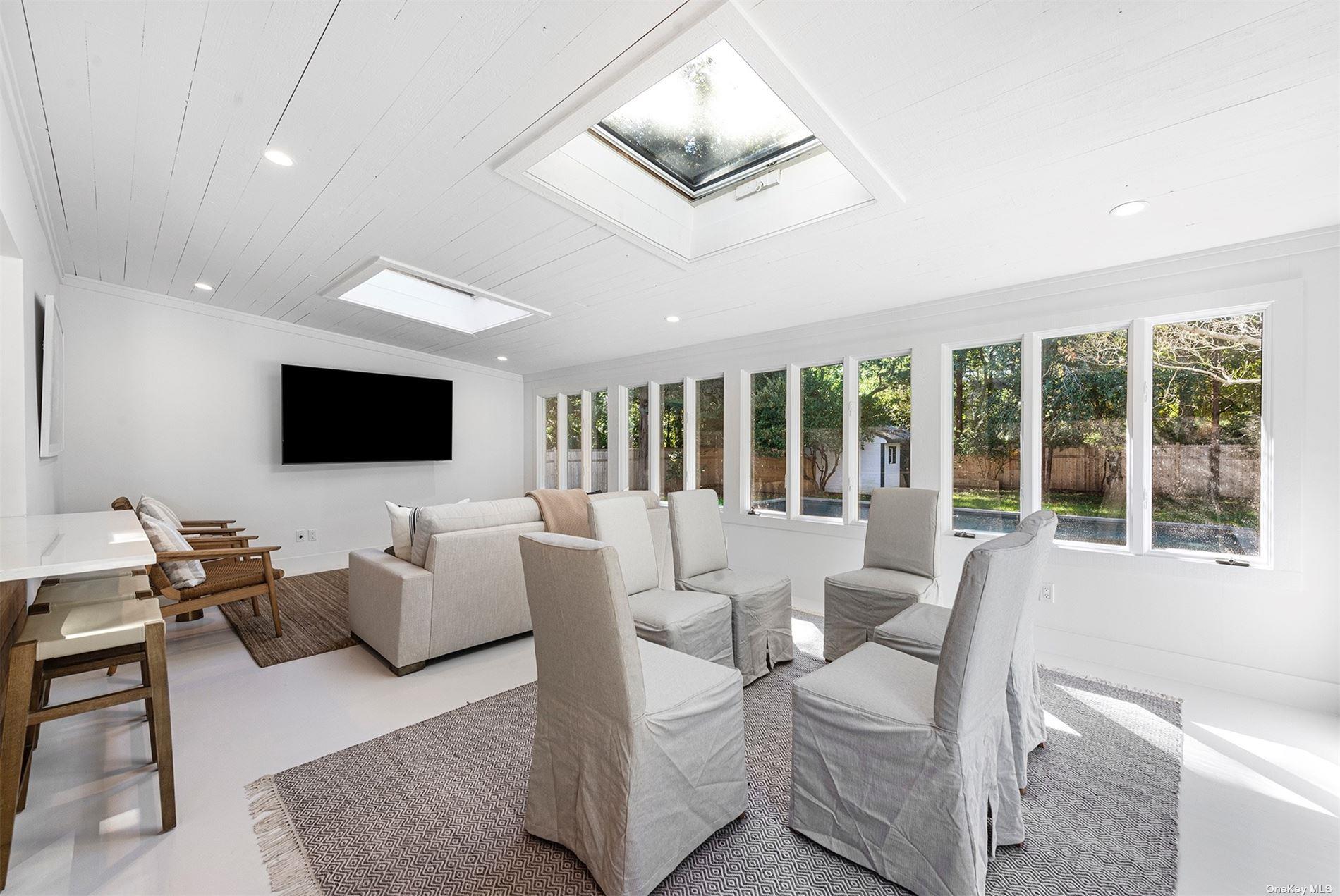 94 Pembroke Drive, East Hampton, NY 11937