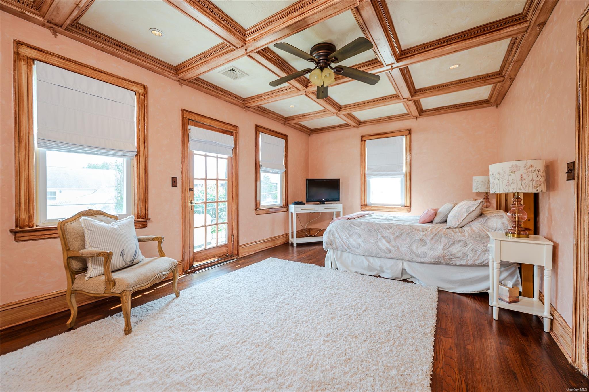 2004 Bay Boulevard, Atlantic Beach, NY 11509