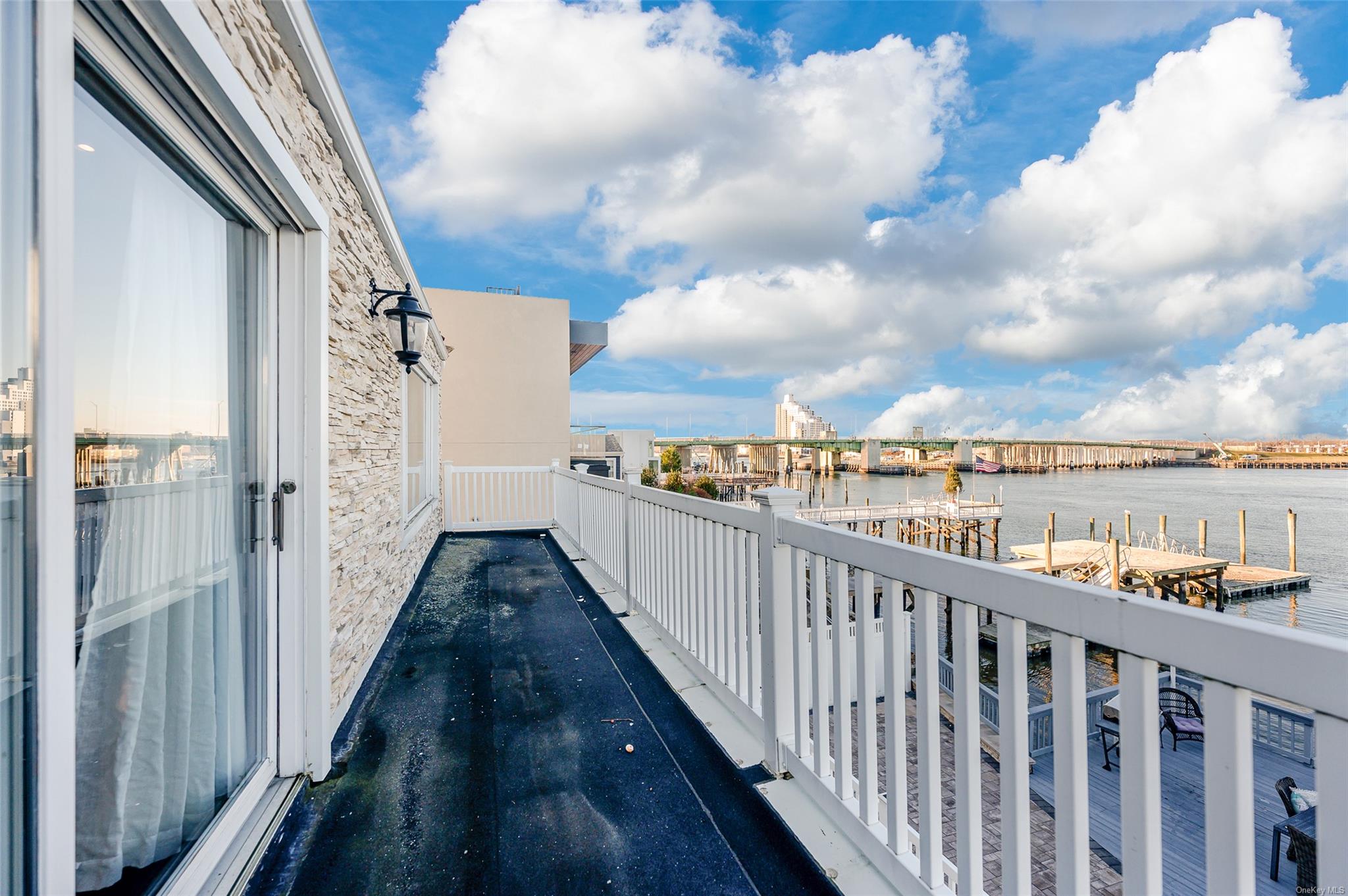 2004 Bay Boulevard, Atlantic Beach, NY 11509