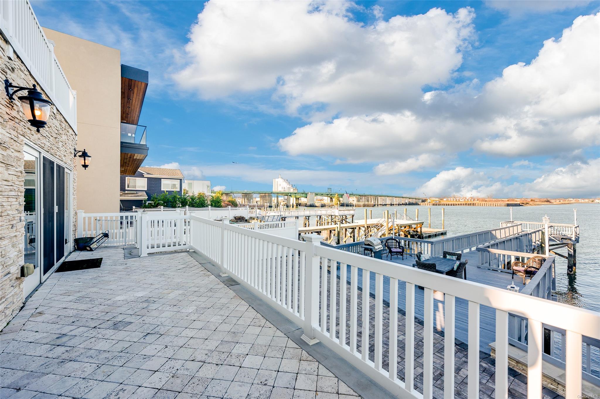 2004 Bay Boulevard, Atlantic Beach, NY 11509